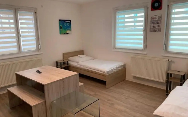 AB Apartments Messezimmer Möhringen - Hostel