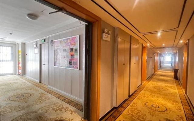 Super 8 Hotel (Hefei Jingshang Trade City Hongsheng Plaza) – Hotel Rooms – Hefei