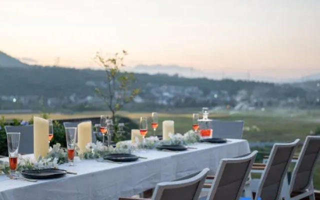 Tengchong Meijing Mountain Villa · Wenquan Vacation Apartment – Restaurant – Baoshan
