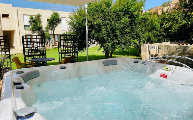 Cave Bianche Hotel