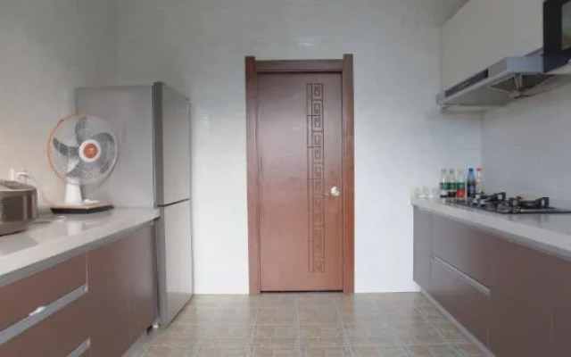 372 Jingjing's Home Inn