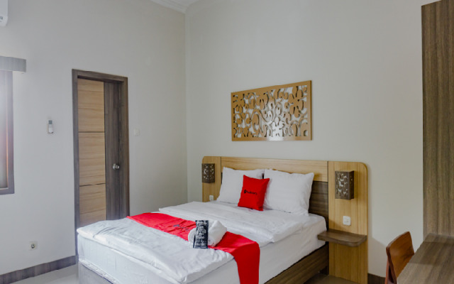 RedDoorz near Jogja City Mall 4
