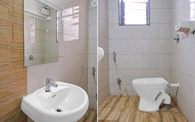 OYO 88551 Hotel Mira Residency