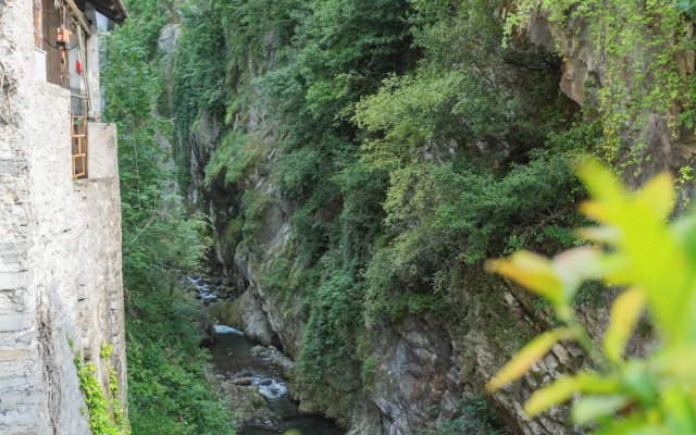 Terrace on Orrido di Nesso Waterfall by Rent all Como