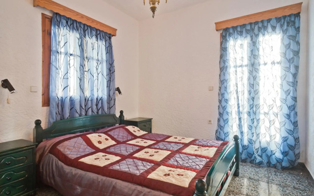 Montemar Studios & Apartments