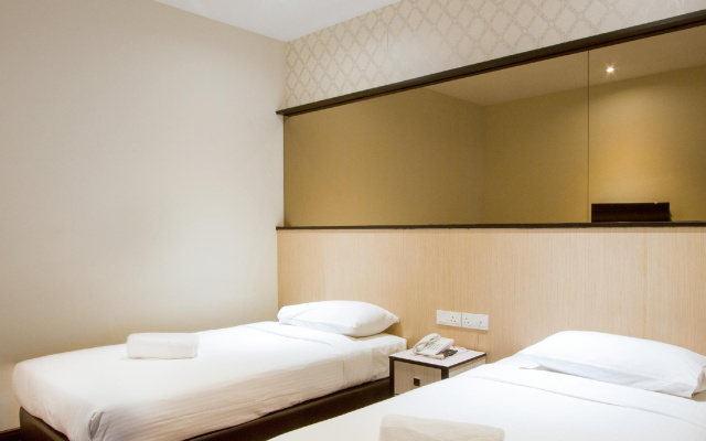 D Elegance Hotel