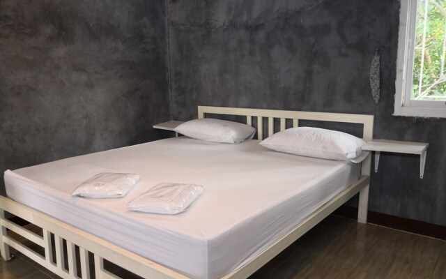 Sam Cee Resort