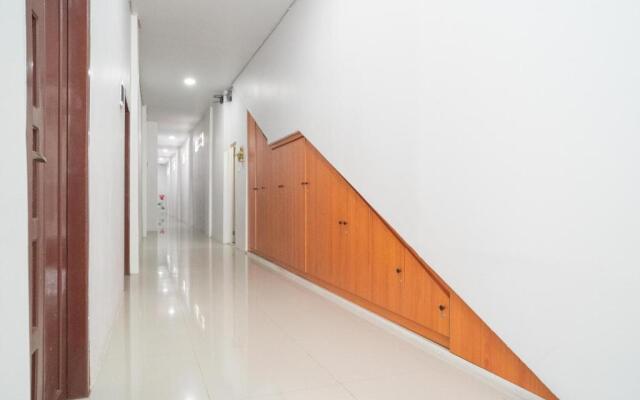 RedDoorz Syariah near Jalan Ahmad Yani Banjarmasin 3