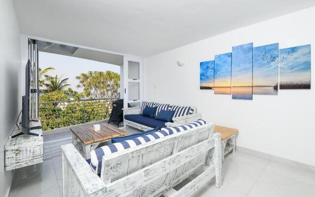 Chakas Cove