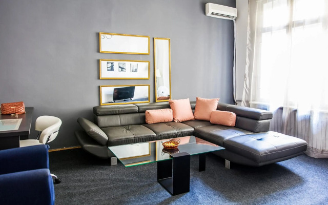 Hearth of Belgrade apartment