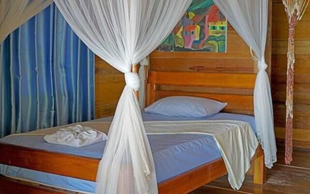 Tree House Bungalows Resort