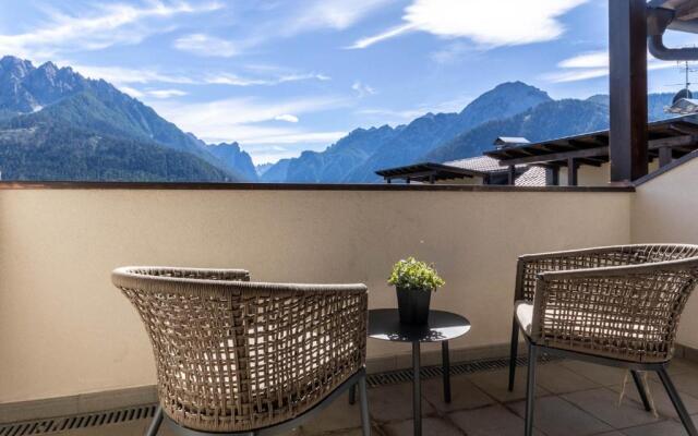 Bellavista Apartment