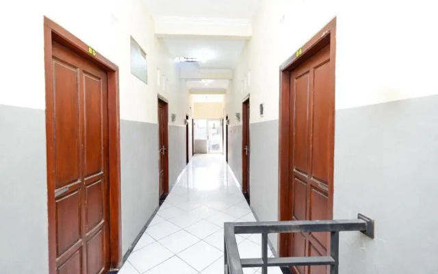 SPOT ON 2209 Solo Point Guest House Syariah