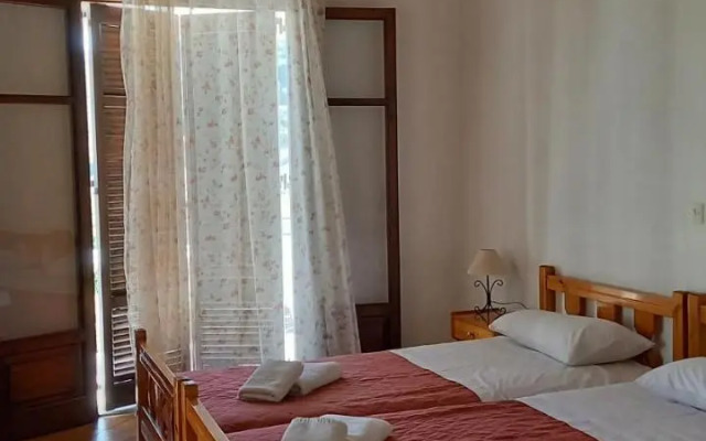 Dimitrakis Apartments