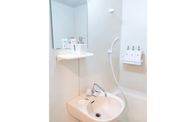 ZAITO Tokyo Kinshicho Economy Inn