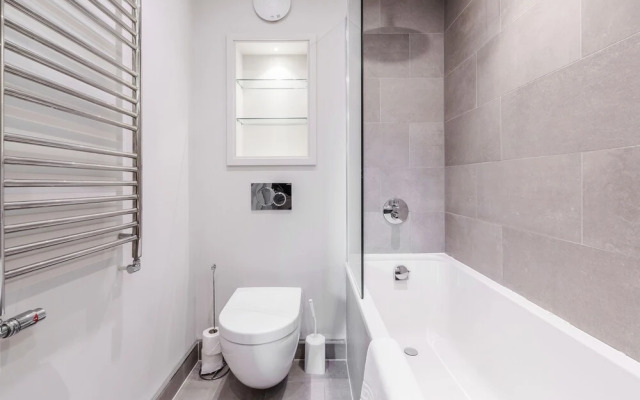 Roomspace Apartments -The Quadrant