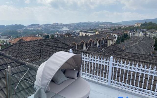 Mid-mountain Constellation (Fairy Mountain Store)