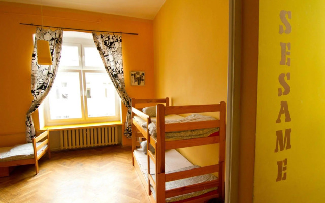 Cinnamon Hostel