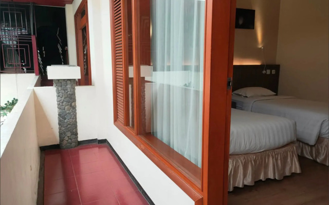 Purnama Hotel