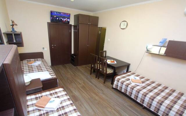 Nash Dom Hotel