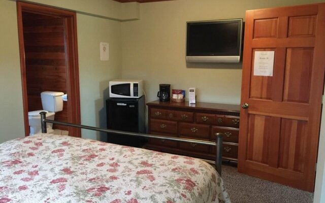 Whistling Swan Motel