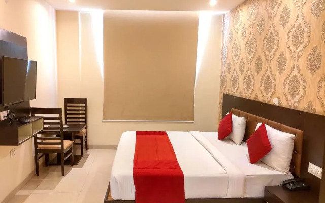 Hotel E Suites