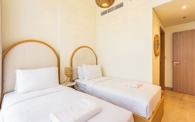 Condo With Burj Khalifa View In City