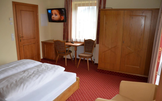 Hotel-Pension Strolz