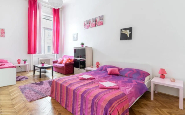 Izabella Home Budapest