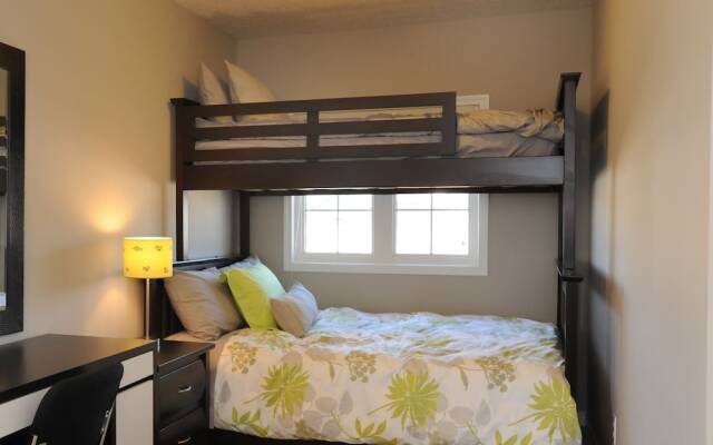 Boardwalk Homes - Executive Guest Rooms & Townhomes