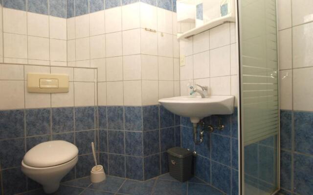 Apartments Anto 1598
