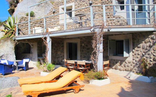 Ponzy- Villa con Piscina Privata