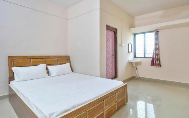 SPOT ON 43864 Shubh Ratna Lodge SPOT