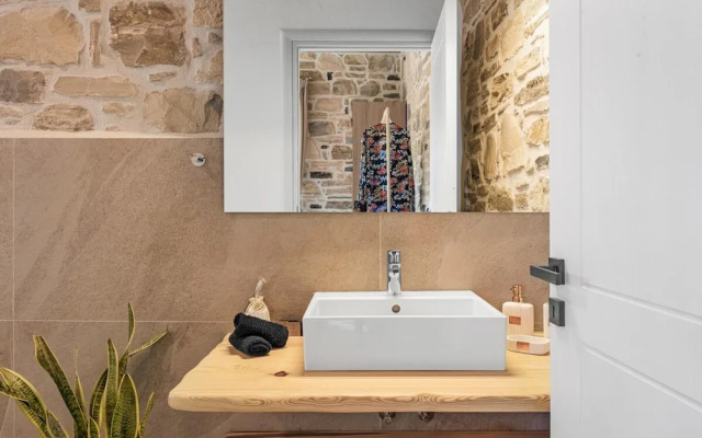 Villa Nala With Pool by Matala