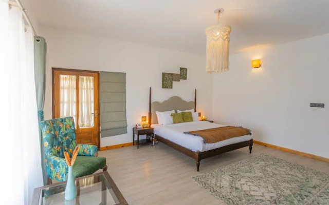 Seclude Ramgarh Willows