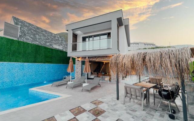 Fortunella Suits & Villas Hotel