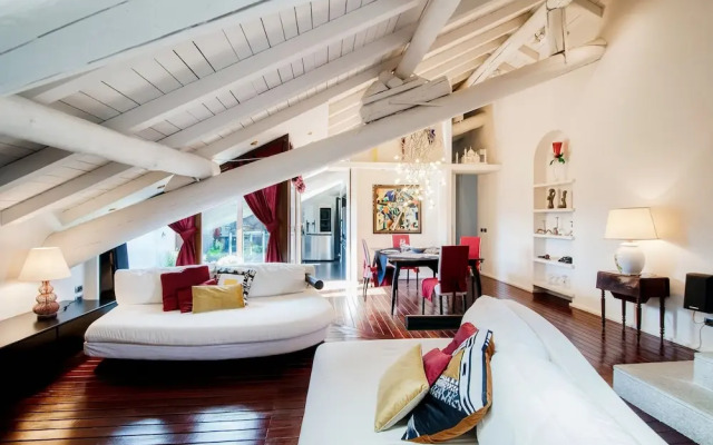 My Home In Como - Exclusive Atticex