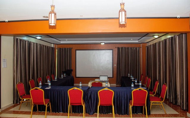 Highlands Suites Hotel