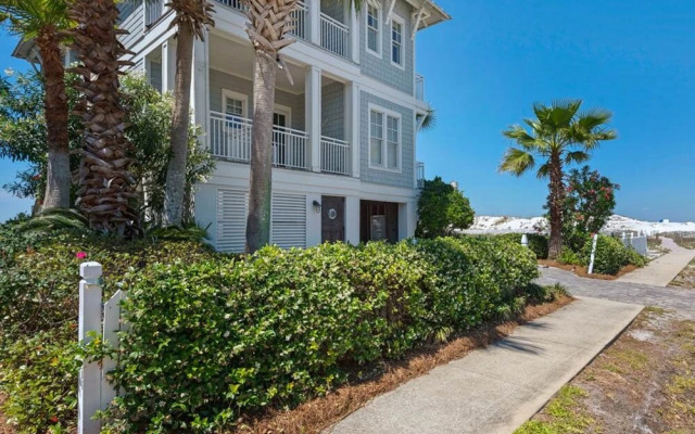 Pelican Point at Destin Pointe