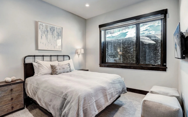 Wintours Leap 4 Bedroom Townhouse by RedAwning