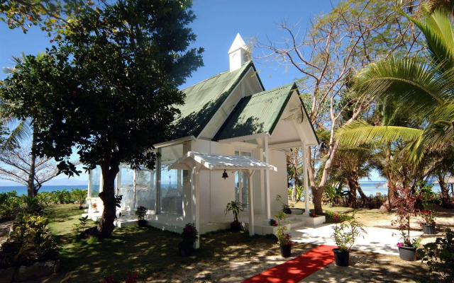 Nakelo Treasure Island Resort & Spa