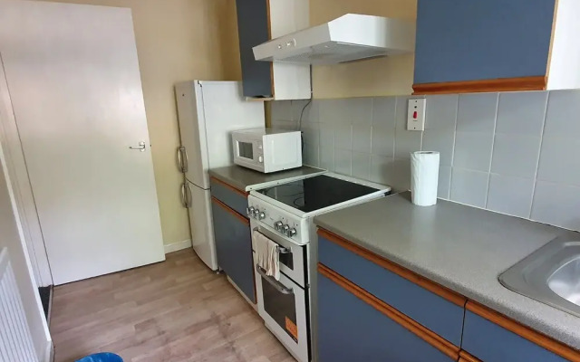 9 Vernon Close Serviced Holiday Home