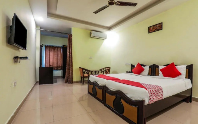 Ritesh Grand By OYO Rooms