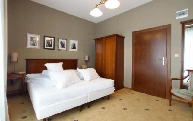 Versant Hotel & Spa