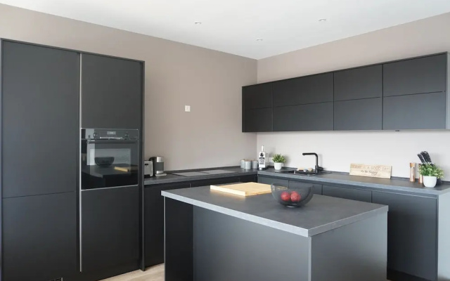 Sleepwell Apartment - Ehrensteinsuite