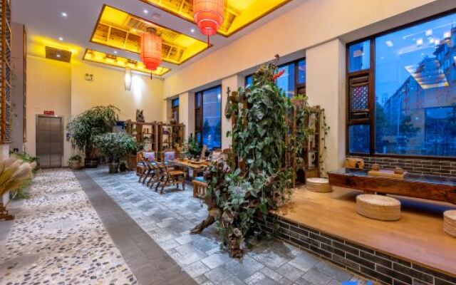 Qujing Xihua·Yu Hotel