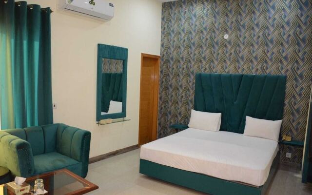 Hotel The Taj Multan