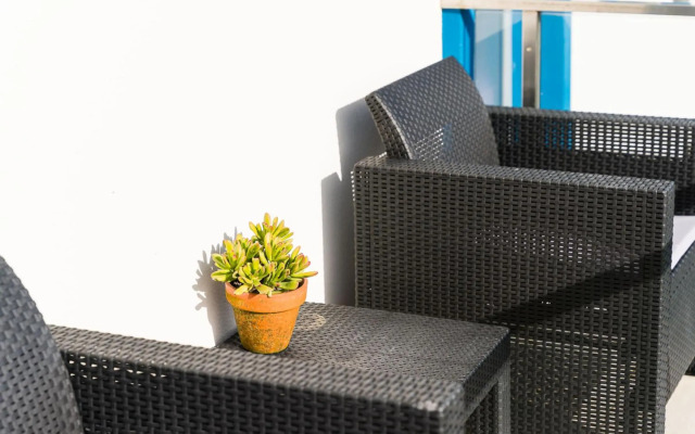 GuestReady - Beachfront Villa In Esposende