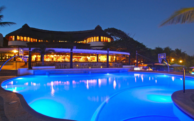 The Reef Playacar Beach Resort & Spa