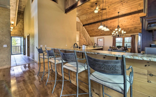 Family-friendly Dandridge Home w/ Lake Views!